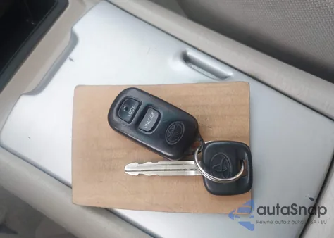 2005 Toyota Highlander V6 из США, поврежденный, VIN JTEDP21A550087123